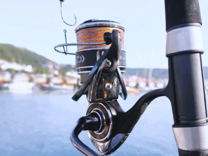 Pesca embarcada com tudo incluído